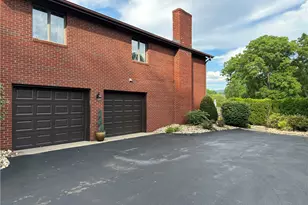 143 Heritage Hills Rd, South Union Township, PA 15401 - Photo 4