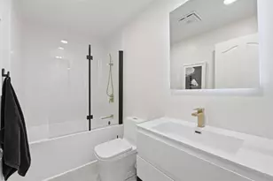 244 Adams Pointe Blvd, Adams Township, PA 16046 - Photo 20