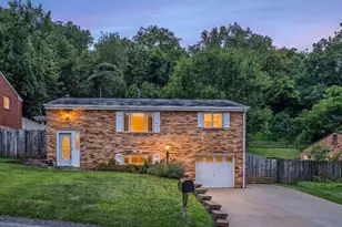 210 Springwood Dr, Pittsburgh, PA 15147 - Photo 1