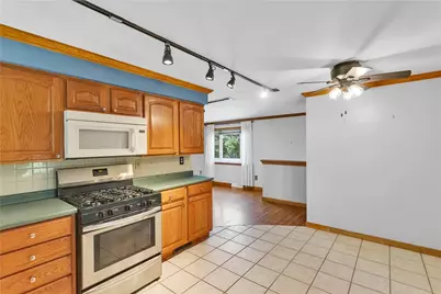 210 Springwood Drive, Pittsburgh, PA 15147 - Photo 22