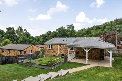 210 Springwood Drive, Pittsburgh, PA 15147 - Photo 14