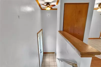 210 Springwood Drive, Pittsburgh, PA 15147 - Photo 8