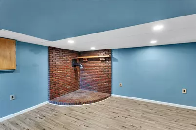 210 Springwood Drive, Pittsburgh, PA 15147 - Photo 34