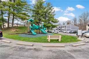 327 Ridge Point Cir, South Fayette, PA 15017 - Photo 30