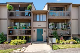 327 Ridge Point Cir, South Fayette, PA 15017 - Photo 2