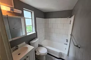 4362 Coleridge St, Pittsburgh, PA 15201 - Photo 6