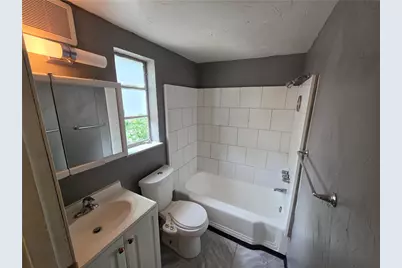 4362 Coleridge St, Pittsburgh, PA 15201 - Photo 6