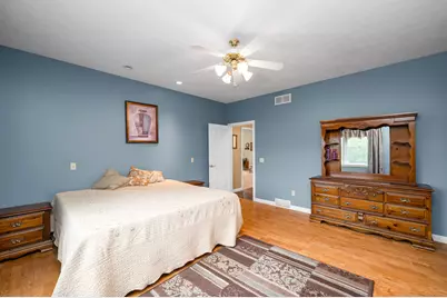 332, 322 Dick Road, Franklin Township, PA 16001 - Photo 36
