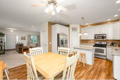 332, 322 Dick Road, Franklin Township, PA 16001 - Photo 28