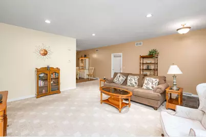 332, 322 Dick Road, Franklin Township, PA 16001 - Photo 24