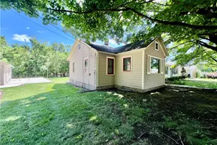 36 6th St, Bessemer, PA 16112 - Photo 1