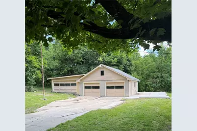 36 6th Street, Bessemer, PA 16112 - Photo 4