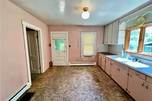 36 6th St, Bessemer, PA 16112 - Photo 12