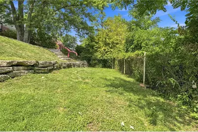 3829 Inland Ave, West Mifflin, PA 15122 - Photo 32