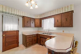 120 Helen St, Canton Township, PA 15301 - Photo 18