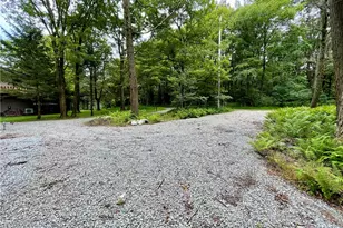 204 Alpine Rd, Jenner Township, PA 15531 - Photo 6