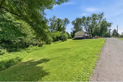 110 Carnegie Drive, Lower Burrell, PA 15068 - Photo 38