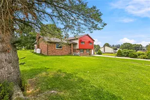 816 Maple St, Berlin, PA 15530 - Photo 2