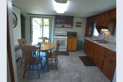 303 Cranberry Alley, Carmichaels-Cumberland, PA 15320 - Photo 6