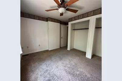 158 Chesterfield Rd, Pittsburgh, PA 15213 - Photo 12