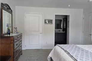 961 Sunset Dr, Center Township, PA 16001 - Photo 18