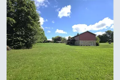 961 Sunset Dr, Center Township, PA 16001 - Photo 36