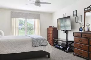 961 Sunset Dr, Center Township, PA 16001 - Photo 16