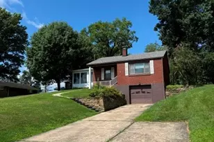 118 Judith Dr, Peters Township, PA 15367 - Photo 2