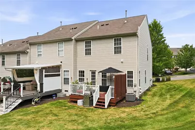 181 Southern Valley Ct, Adams Township, PA 16046 - Photo 32