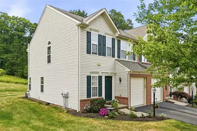 181 Southern Valley Ct, Adams Township, PA 16046 - Photo 2
