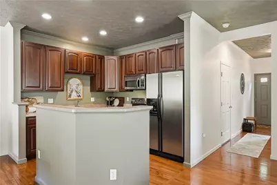 181 Southern Valley Ct, Adams Township, PA 16046 - Photo 12