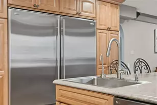 32 Westchester Ct, Robinson Twp, PA 15136 - Photo 6