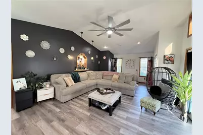 404 9th St, Monongahela, PA 15063 - Photo 2