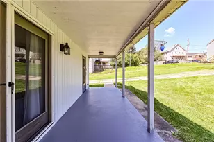 615 W Otterman St, Greensburg, PA 15601 - Photo 8
