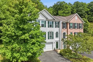 724 Bush Dr, Adams Township, PA 16046 - Photo 2