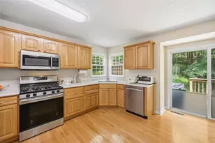 724 Bush Dr, Adams Township, PA 16046 - Photo 8