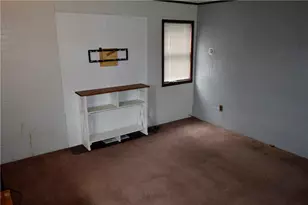 220 McKee Ave, Monessen, PA 15062 - Photo 14