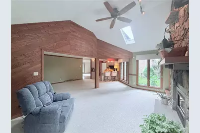 135 Regency Dr, South Union Township, PA 15401 - Photo 20