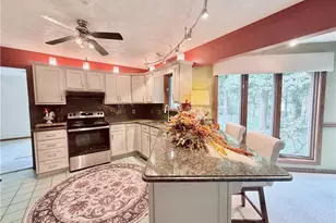 135 Regency Dr, South Union Township, PA 15401 - Photo 10