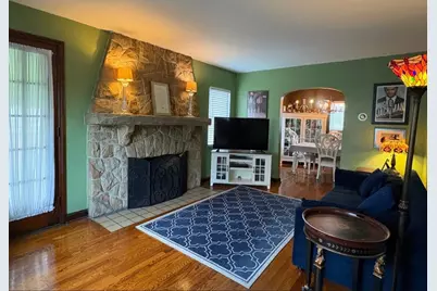 608 E 10th Avenue, East Pittsburgh, PA 15084 - Photo 8