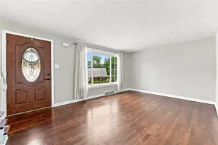 6746 W Barivista Dr, Verona, PA 15147 - Photo 4