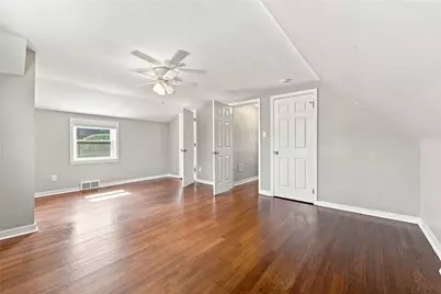 6746 W Barivista Dr, Verona, PA 15147 - Photo 14