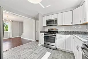 6746 W Barivista Dr, Verona, PA 15147 - Photo 8