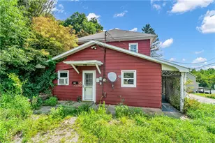 180 Cody Rd, Sewickley Township, PA 15637 - Photo 2