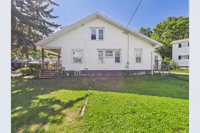 204 Goodrich St, Erie City, PA 16508 - Photo 10