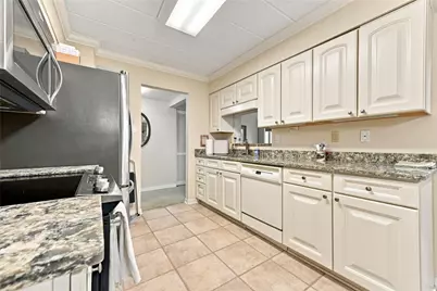 820 E Beau St. #5J, South Strabane, PA 15301 - Photo 10