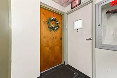 820 E Beau St. #5J, South Strabane, PA 15301 - Photo 4