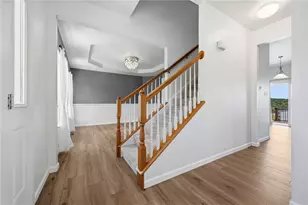 170 Broadstone Dr, Adams Township, PA 16046 - Photo 4