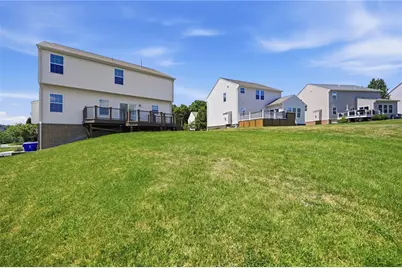 170 Broadstone Dr, Adams Township, PA 16046 - Photo 26