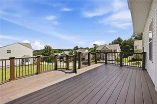 170 Broadstone Dr, Adams Township, PA 16046 - Photo 24